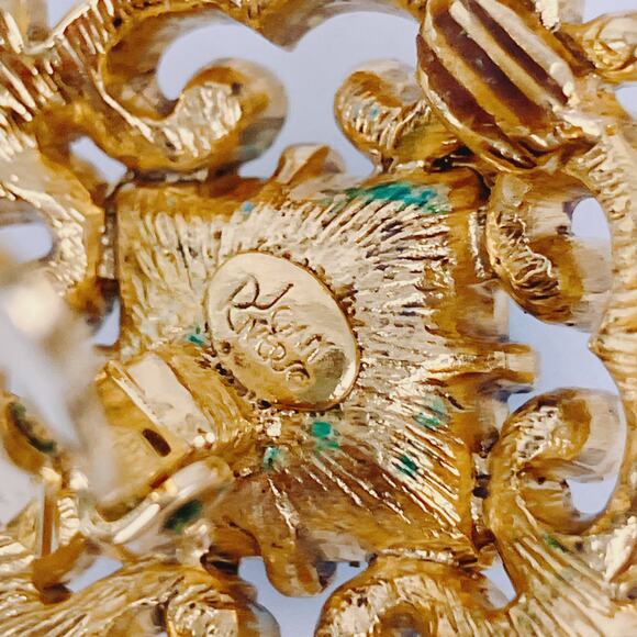 Vintage Signed Joan Rivers Gold Tone Aqua Glass AB Filigree Clip-On Earrings - Picture 10 of 13